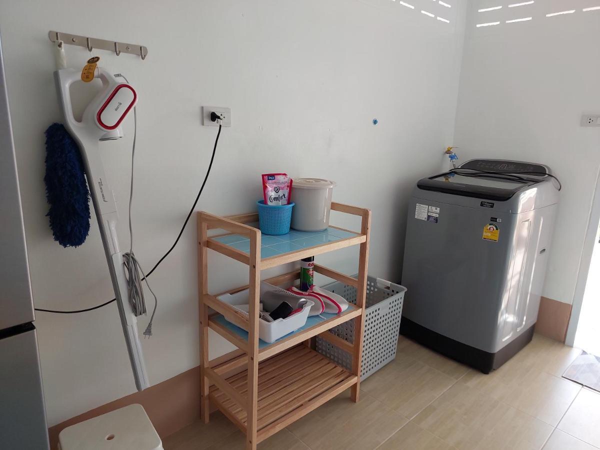 Happy Space วิลล่าทั้งหลัง 2นอน 2น้ำ ฟรี Wifi จอดรถ 那空拍侬府 外观 照片